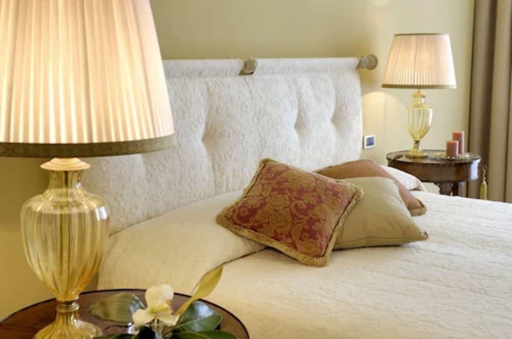 Hotel Terme Neroniane มอนเตกรอตโต แตร์เม ภายนอก รูปภาพ