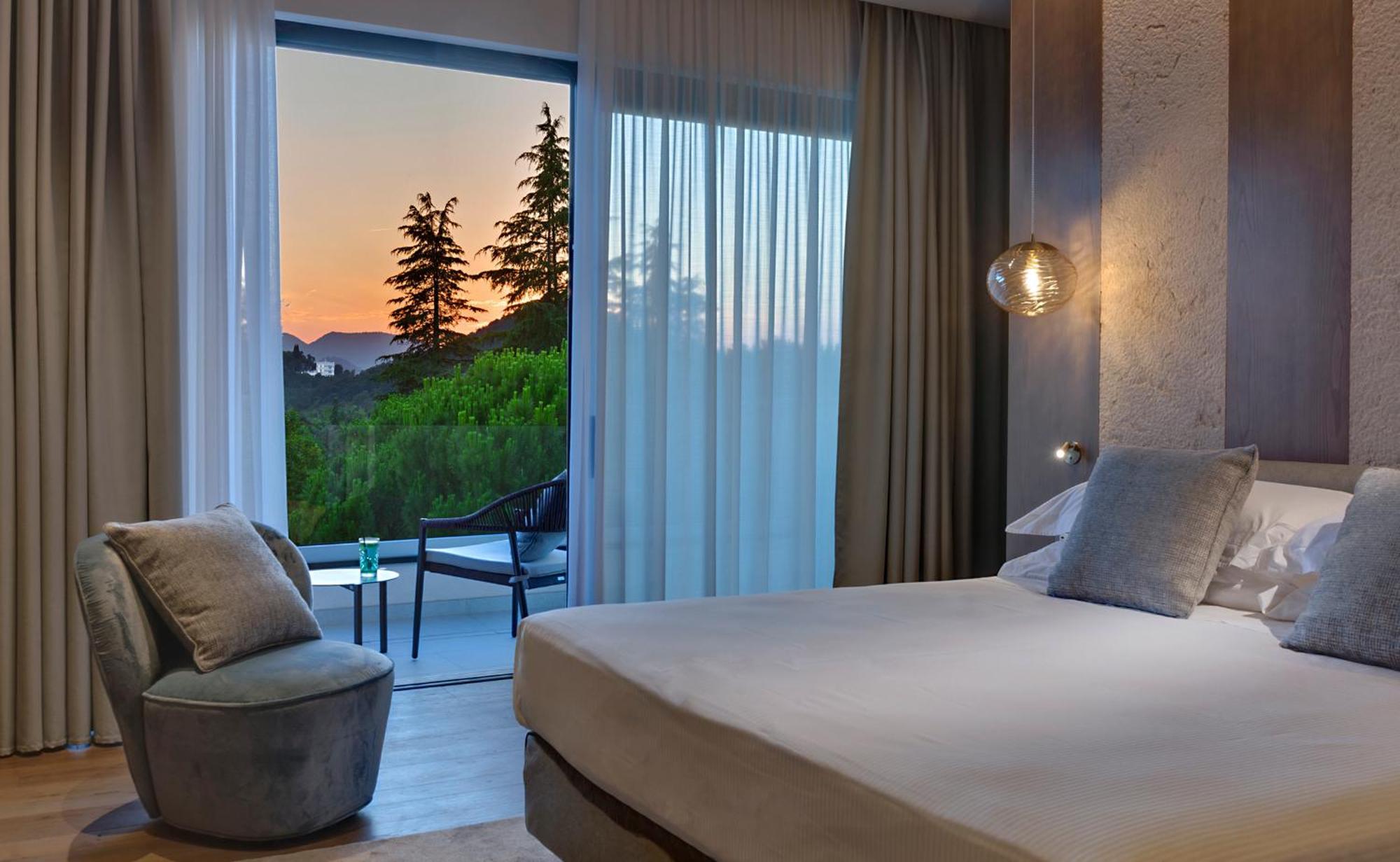 Hotel Terme Neroniane มอนเตกรอตโต แตร์เม ภายนอก รูปภาพ