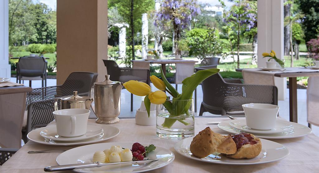 Hotel Terme Neroniane มอนเตกรอตโต แตร์เม ภายนอก รูปภาพ