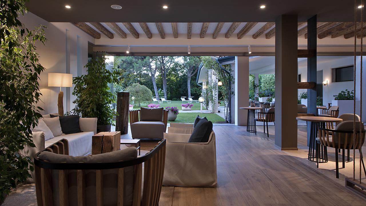 Hotel Terme Neroniane มอนเตกรอตโต แตร์เม ภายนอก รูปภาพ